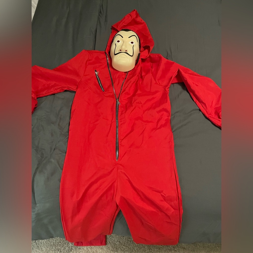 Money heist costume for sale . Size S/M men
